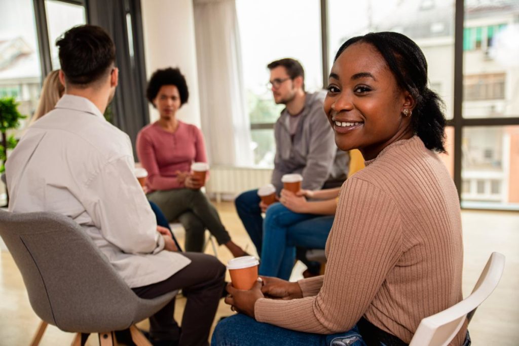 a group meets in a benzo detox center